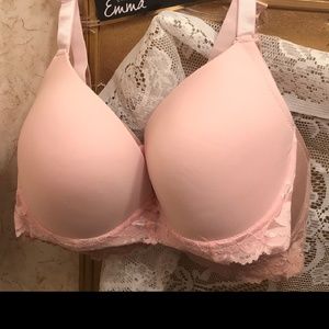 2 Nwot Bras 42dd